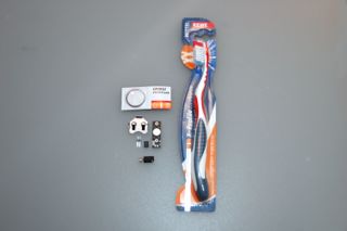 Bristle-Bot-Bausatz: Der Bausatz