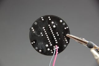 runder Hex-Pummer: Platine reinigen