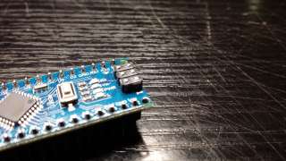MiniWave: Arduino mit vorbestückten Pinleisten
